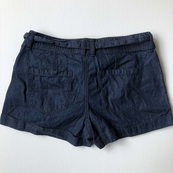 Paperbag shorts | Forever 21 - Picture 3 of 6